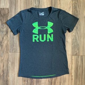 Under armour semi fitted wick material